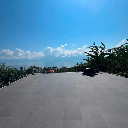 Pranvera * Pogradec